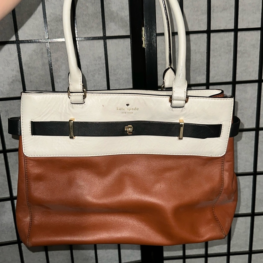 Kate spade purse